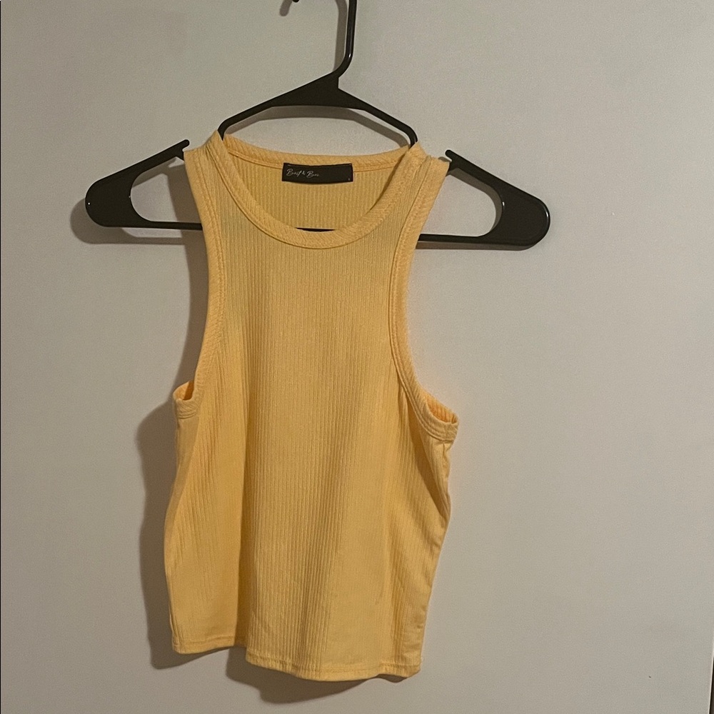 Tank Top/ Sleeveless shirt Yellow Crop Top size small